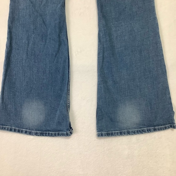 Wrangler Mae Mid-rise Flare Jeans Sz 11 Length 32 - Picture 8 of 10
